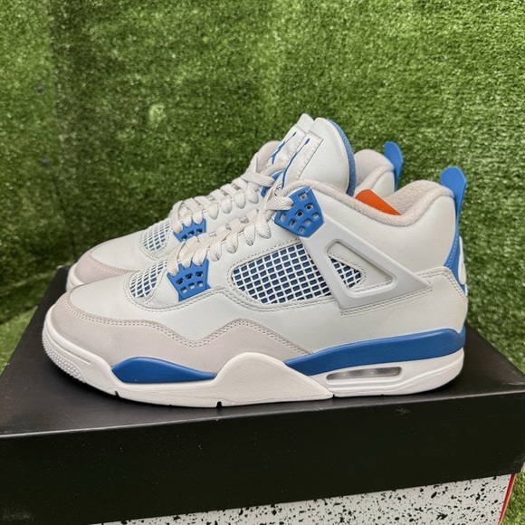 Air Jordan 4 Military Blues Reiamgined Sz 10.5 DS